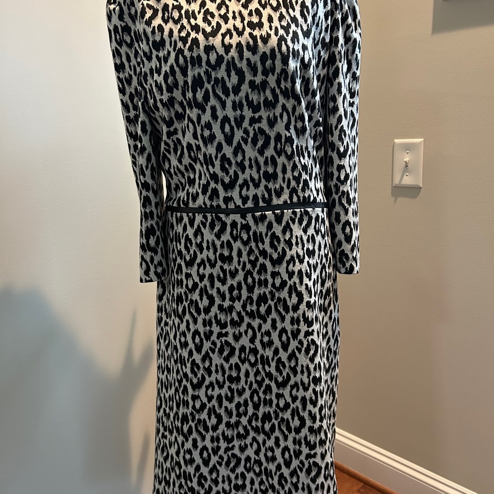 Elegant Leopard Print Dress